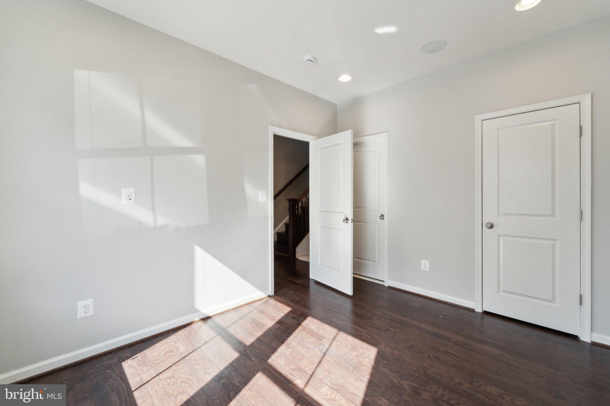 20398 Codman Drive Ashburn, VA 20147 - Photo 5 of 39 a view of an empty room