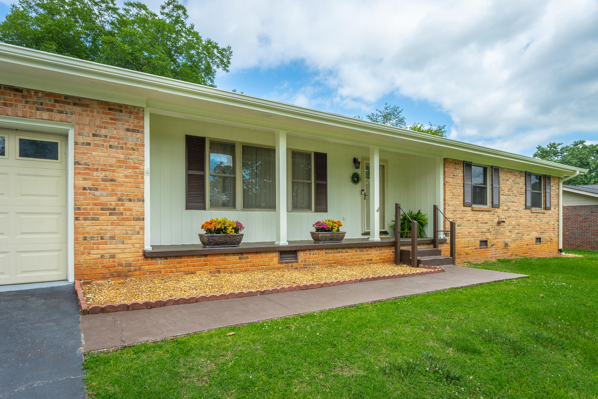 2321 David Lane Chattanooga, TN 37421 - Photo 3 of 64 2321 David Ln. HD-63