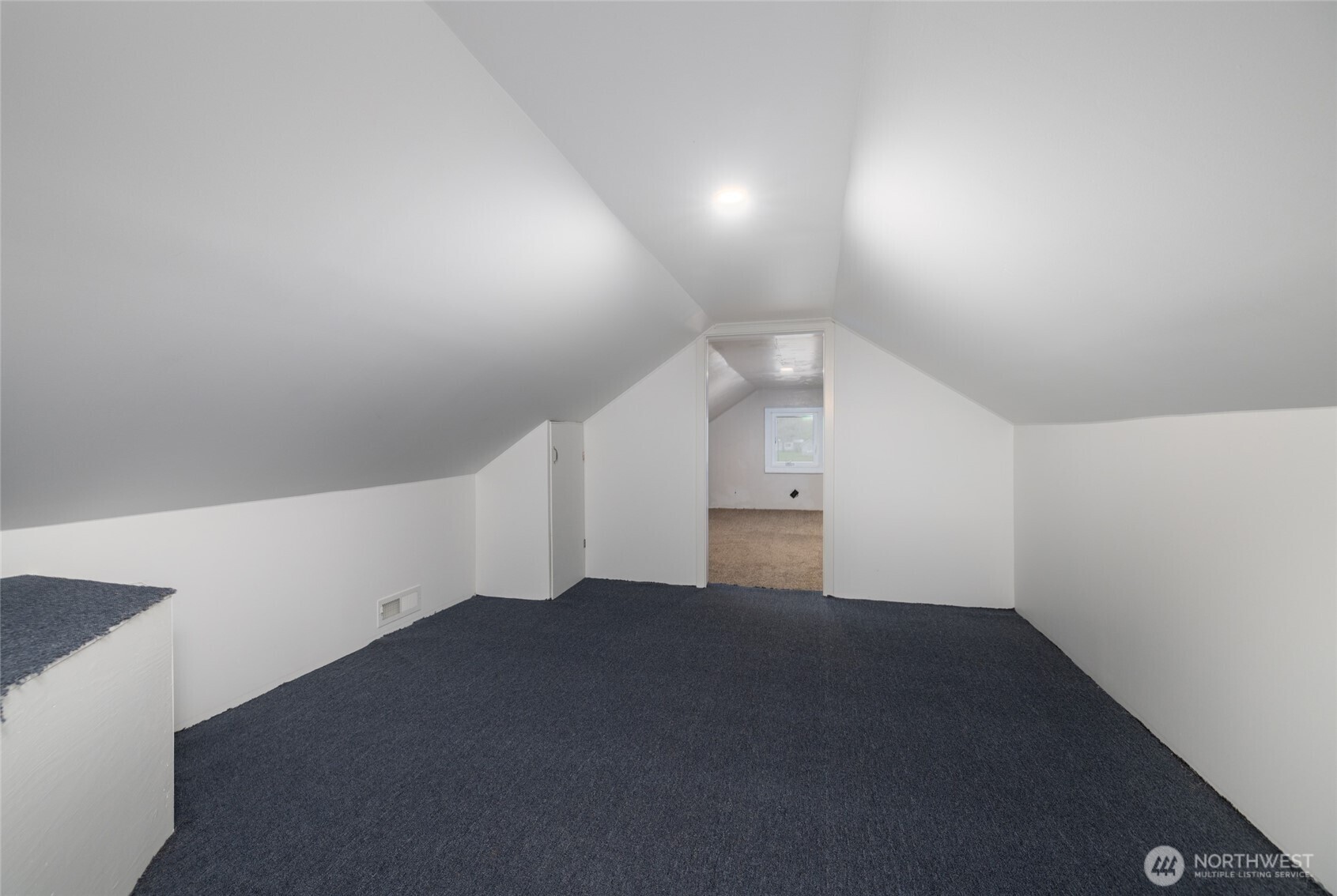 879 North Fruitdale Road Sedro-Woolley, WA 98284 - Photo 27 of 35