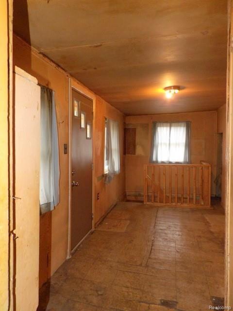 25528 Ecorse Road Taylor, MI 48180 - Photo 41 of 55 MUD ROOM!