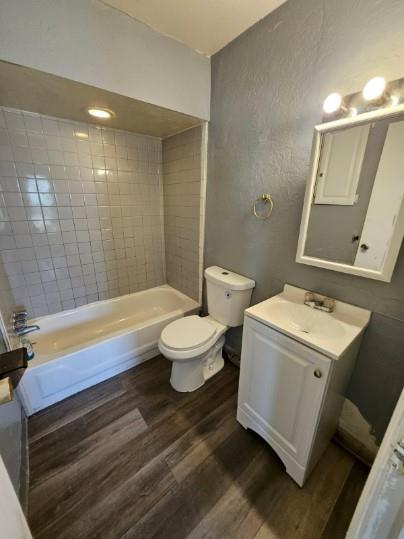 539 3rd Street, Unit 537 Pitcairn, PA 15140 - Photo 10 of 11 a bathroom with a sink a toilet and bathtub