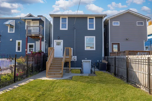 $369,000 | 737 North Lorel Avenue, Chicago, IL 60651