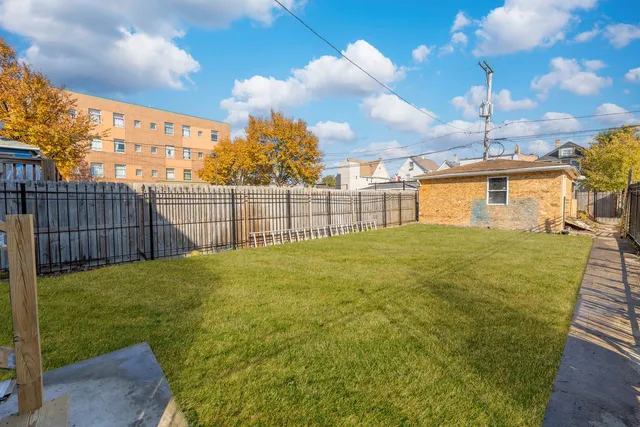 $369,000 | 737 North Lorel Avenue, Chicago, IL 60651