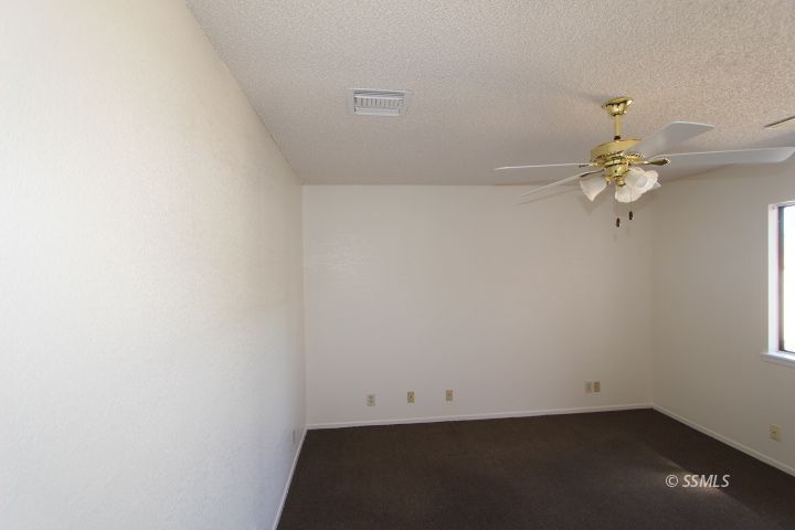 808 West Atkins Avenue Ridgecrest, CA 93555 - Photo 18 of 19