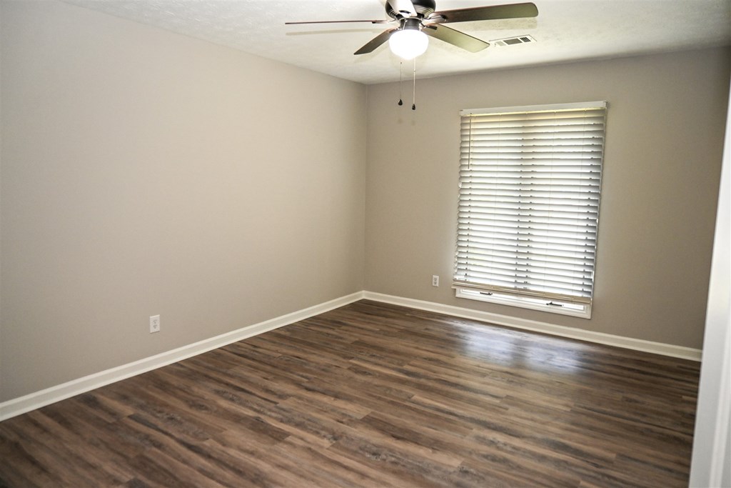 6670 Springlake Drive Columbus, GA 31909 - Photo 11 of 32