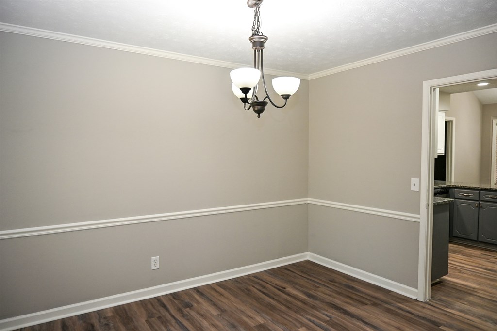 6670 Springlake Drive Columbus, GA 31909 - Photo 3 of 32