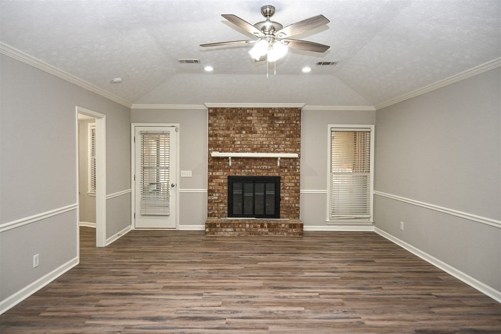 6670 Springlake Drive Columbus, GA 31909 - Photo 8 of 32