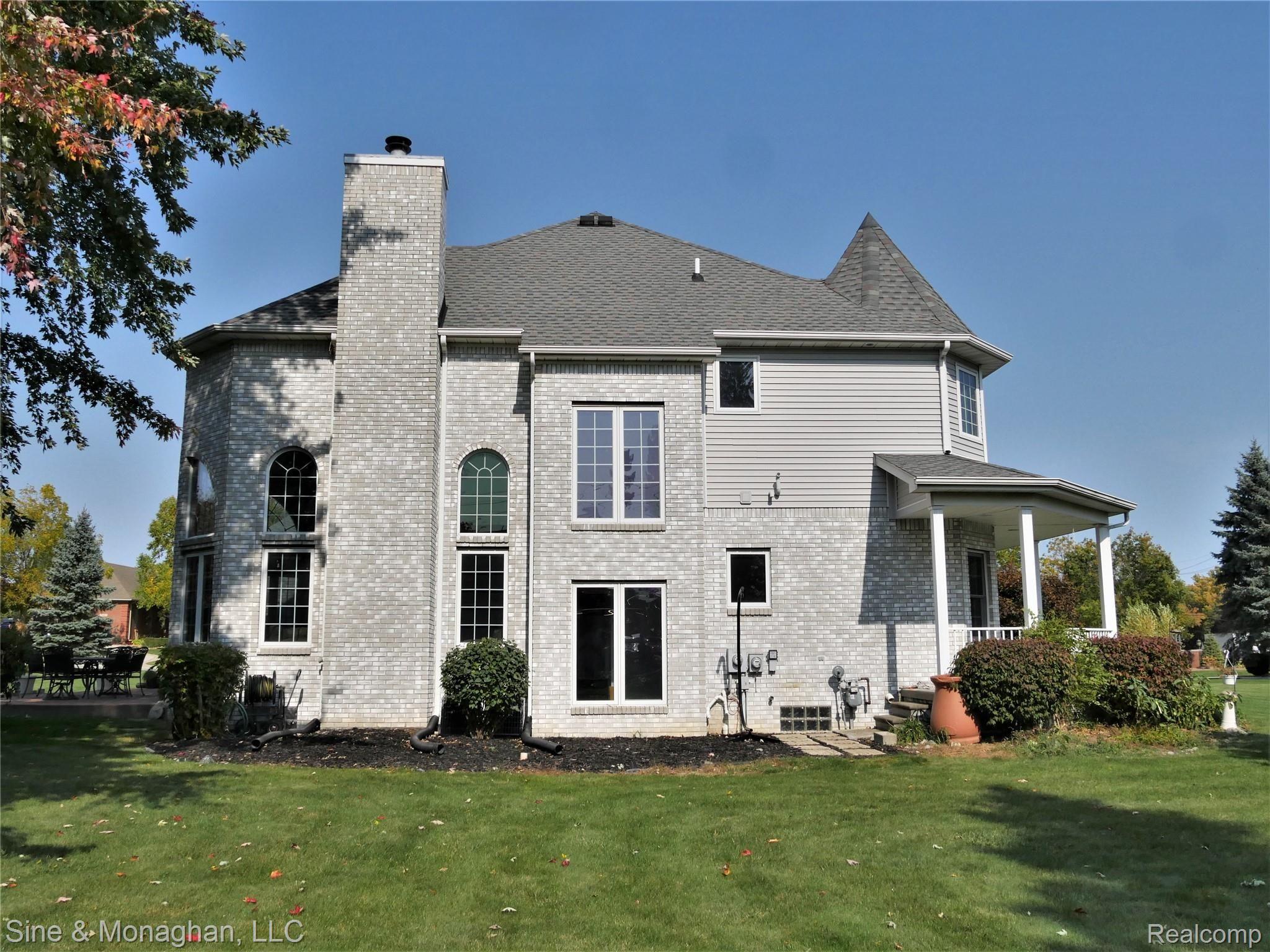 2402 River Road St. Clair, MI 48079 - Photo 58 of 66 P1480009.JPG
