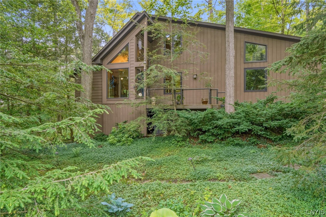 4327 Cedarvale Road Onondaga, NY 13215 - Photo 3 of 48