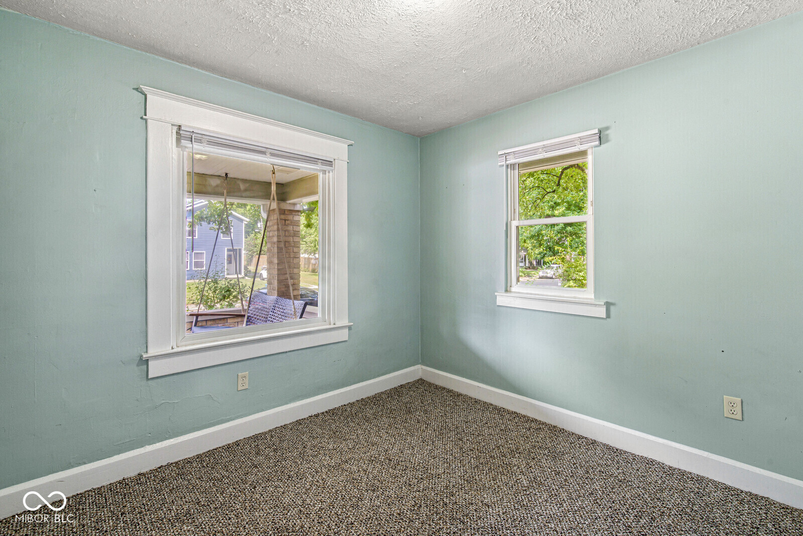 4625 Rookwood Avenue Indianapolis, IN 46208 - Photo 5 of 25