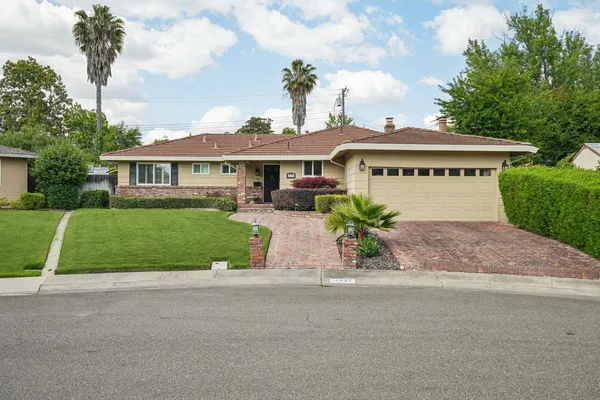 $685,000 | 4921 Brightwood Court, Carmichael, CA 95608