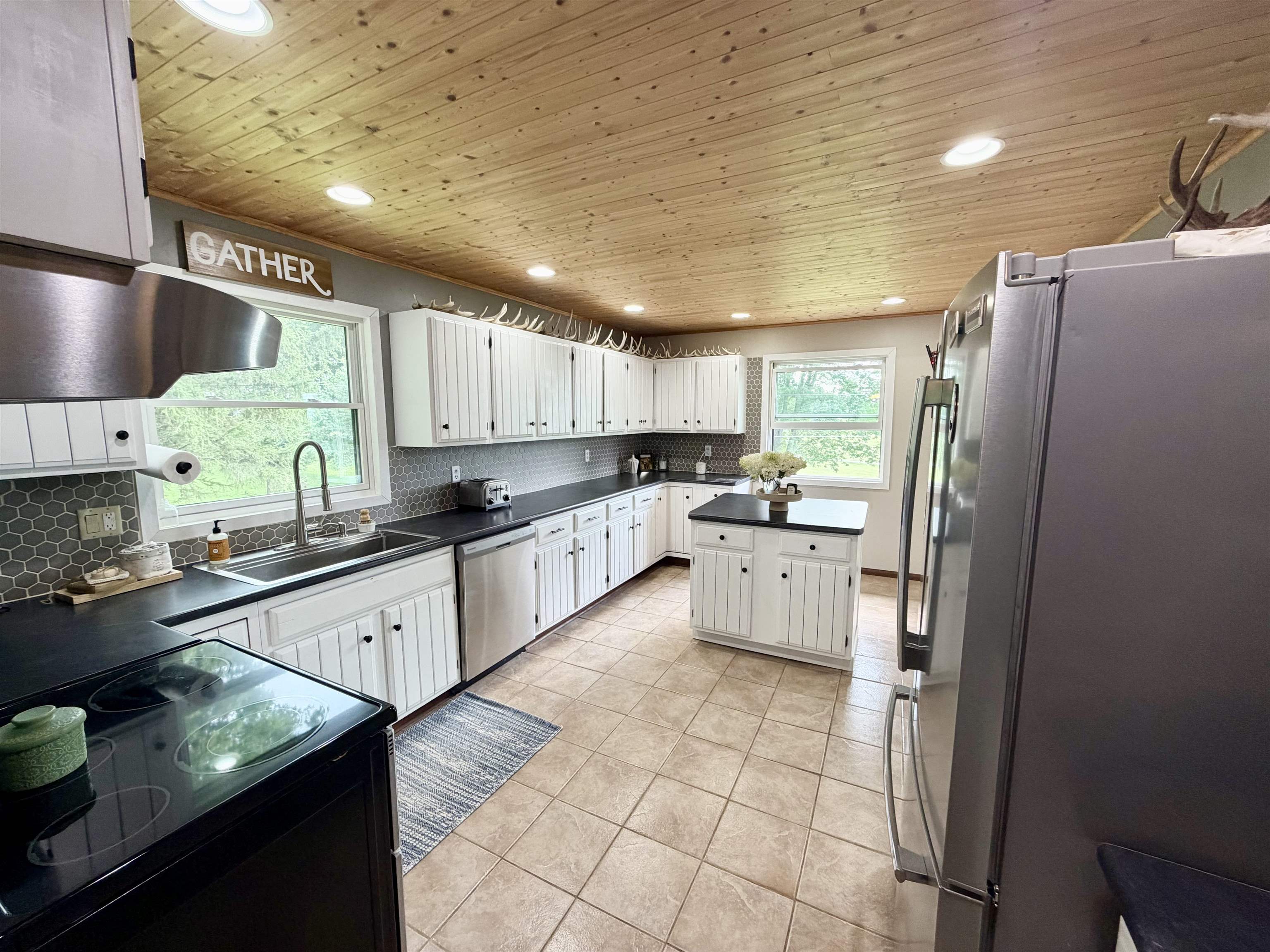 S5703 County Rd J Viroqua, WI 54665 - Photo 7 of 19 Gallery Image 7