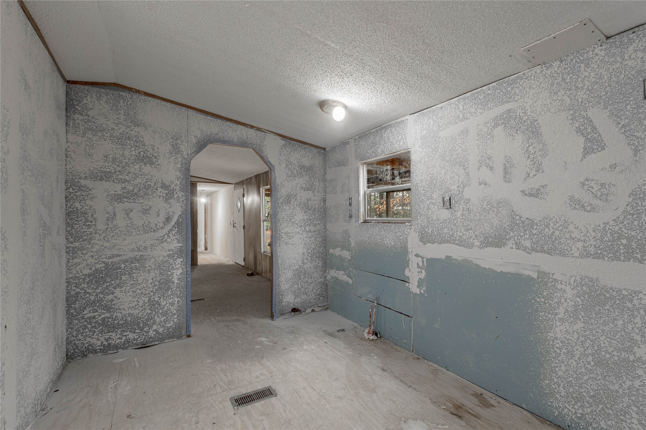 163 Magnolia Court Trinity, TX 75862 - Photo 12 of 25