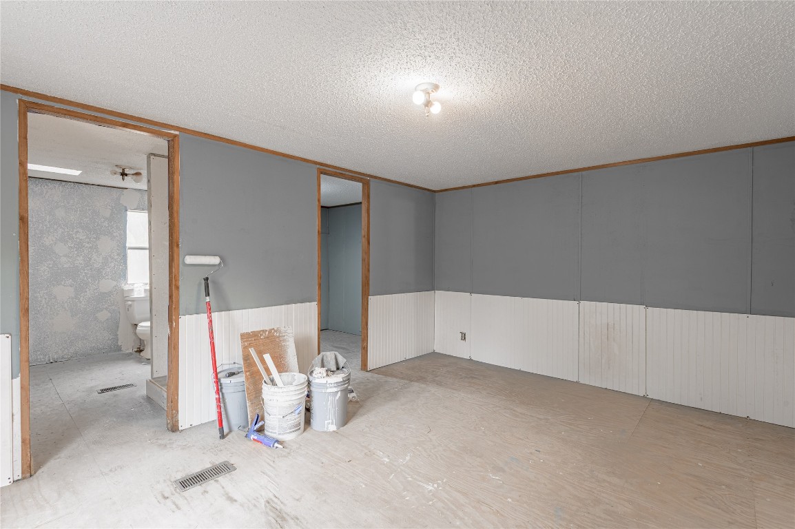 163 Magnolia Court Trinity, TX 75862 - Photo 16 of 25 a view of an empty room