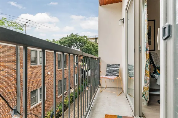 $400,000 | 908 Nueces Street, Unit 24, Austin, TX 78701