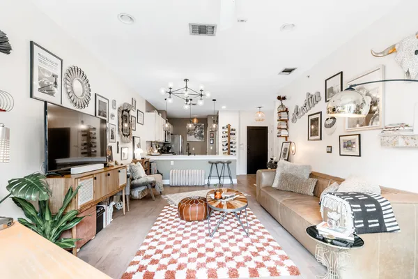 $400,000 | 908 Nueces Street, Unit 24, Austin, TX 78701