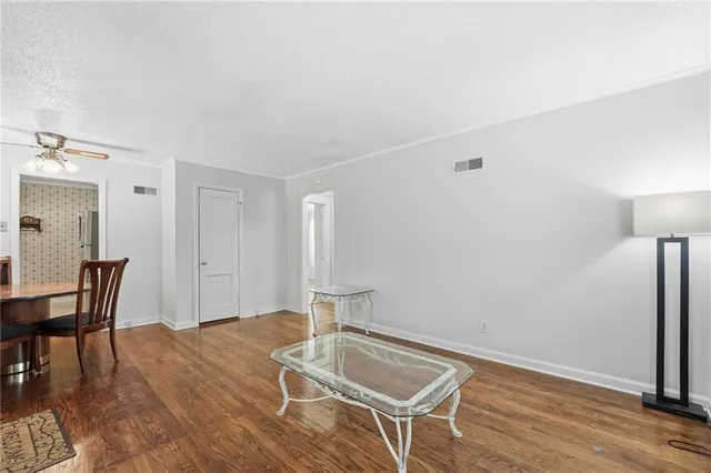 $139,900 | 341 North Quincy Avenue, Kansas City, MO 64123