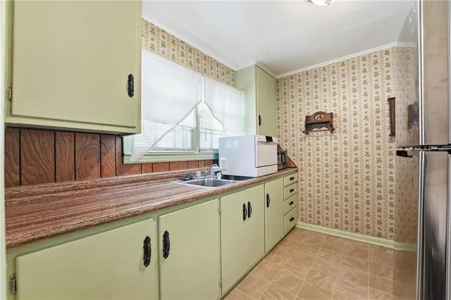 $139,900 | 341 North Quincy Avenue, Kansas City, MO 64123