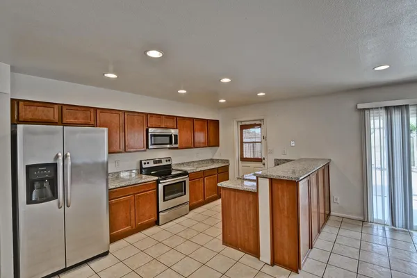$2,175 | 3344 West Yucca Street, Phoenix, AZ 85029