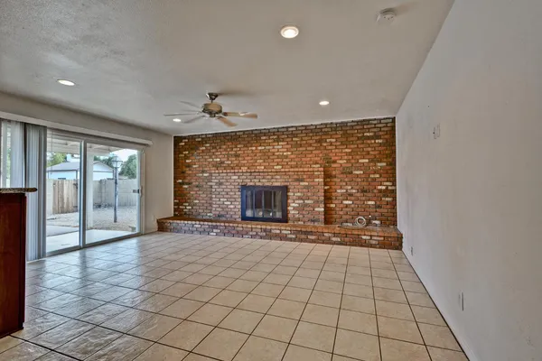 $2,175 | 3344 West Yucca Street, Phoenix, AZ 85029