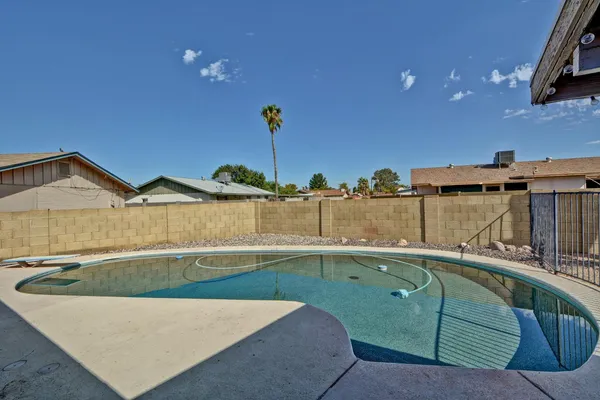 $2,175 | 3344 West Yucca Street, Phoenix, AZ 85029