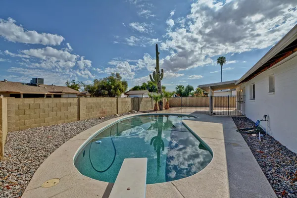 $2,175 | 3344 West Yucca Street, Phoenix, AZ 85029