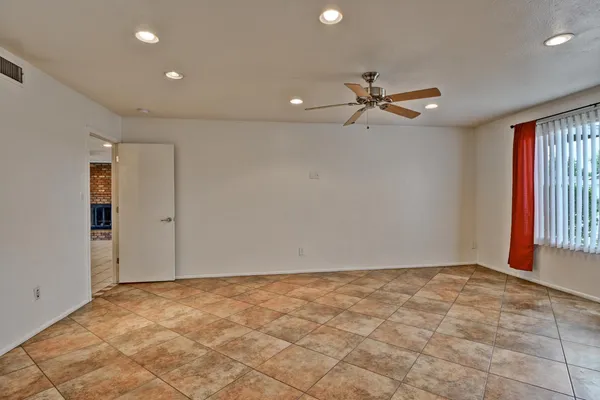$2,175 | 3344 West Yucca Street, Phoenix, AZ 85029