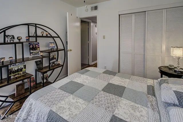 $157,000 | 1625 Woodrow Drive, Unit 402, Knoxville, TN 37918