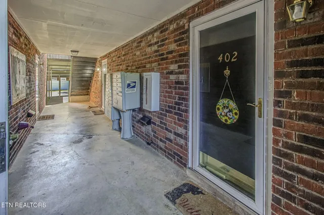 $157,000 | 1625 Woodrow Drive, Unit 402, Knoxville, TN 37918