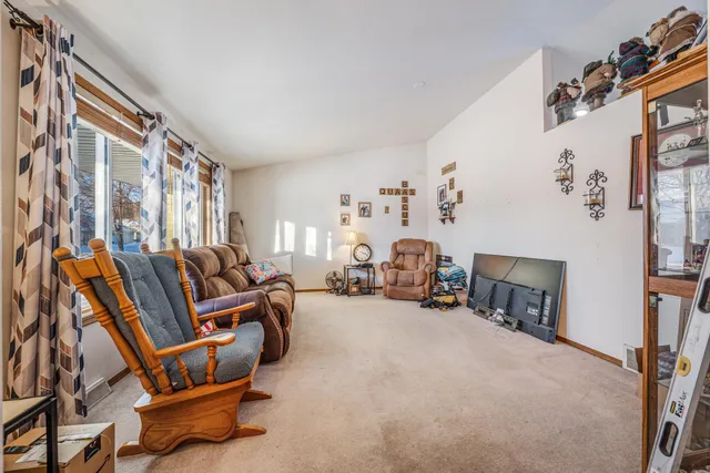 $389,000 | 1249 Fieldview Drive, Menasha, WI 54952