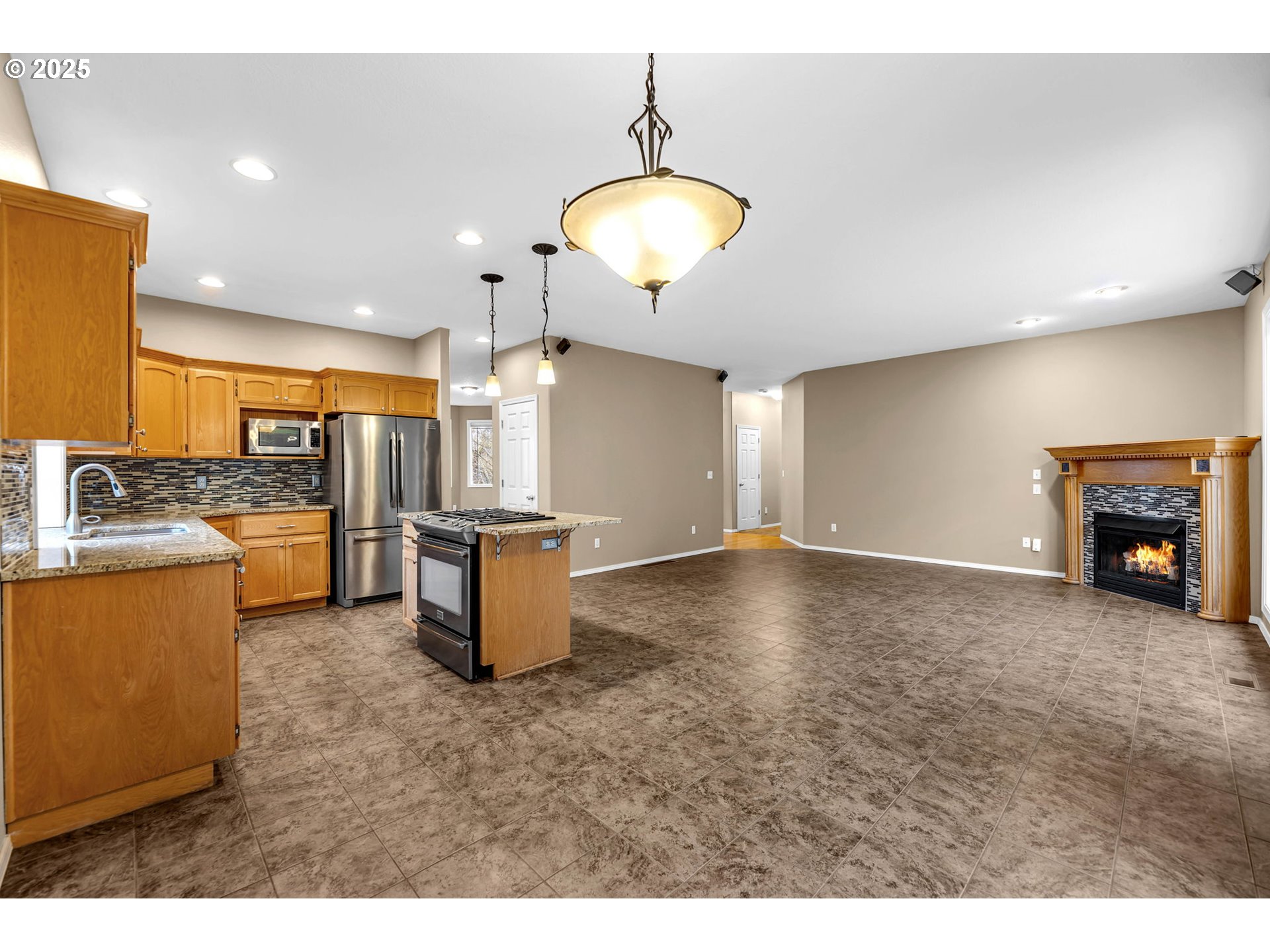 3544 Northwest Astor Street Camas, WA 98607 - Photo 16 of 48 Kitchen/Family Room