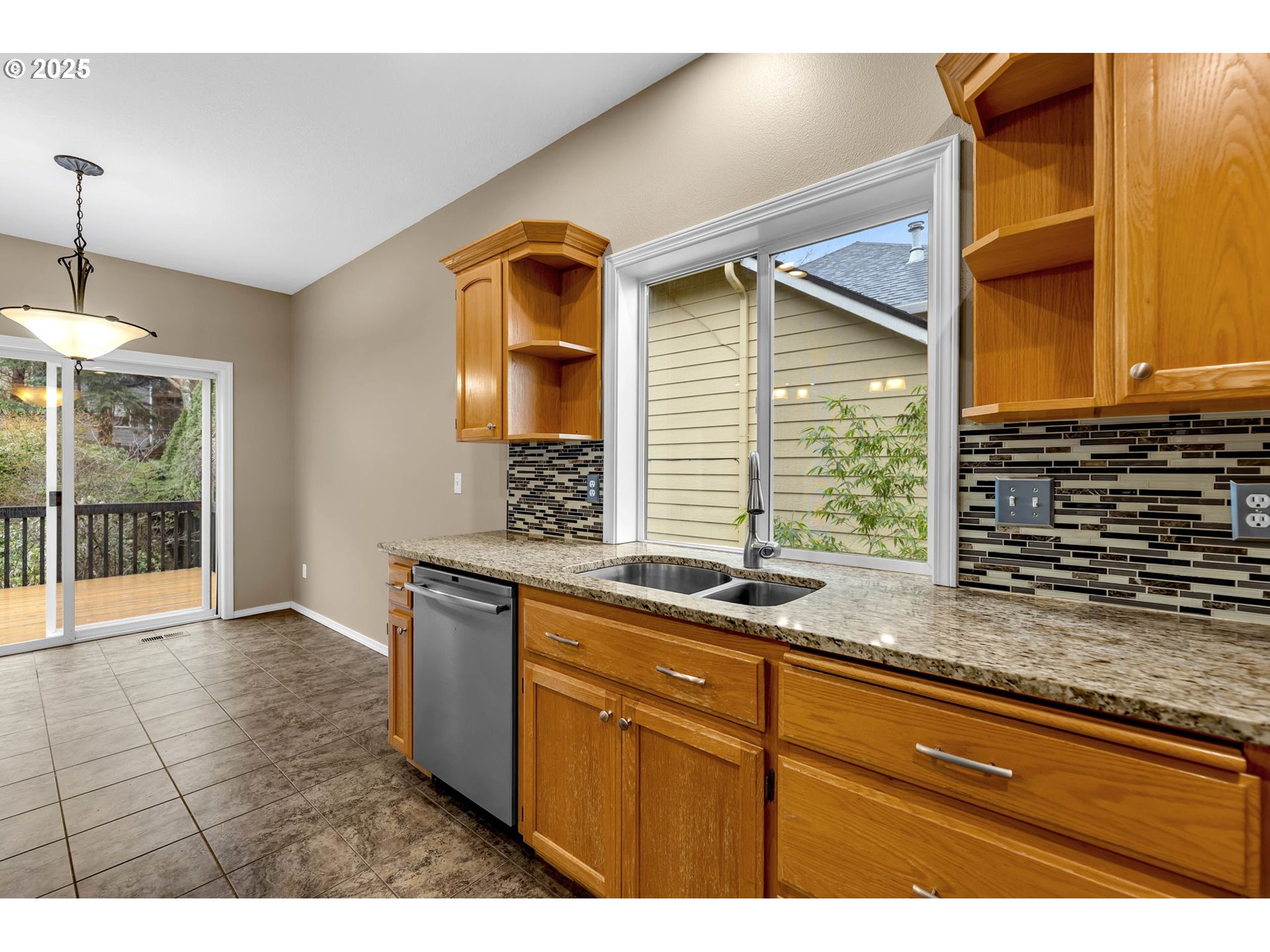 3544 Northwest Astor Street Camas, WA 98607 - Photo 24 of 48 Kitchen