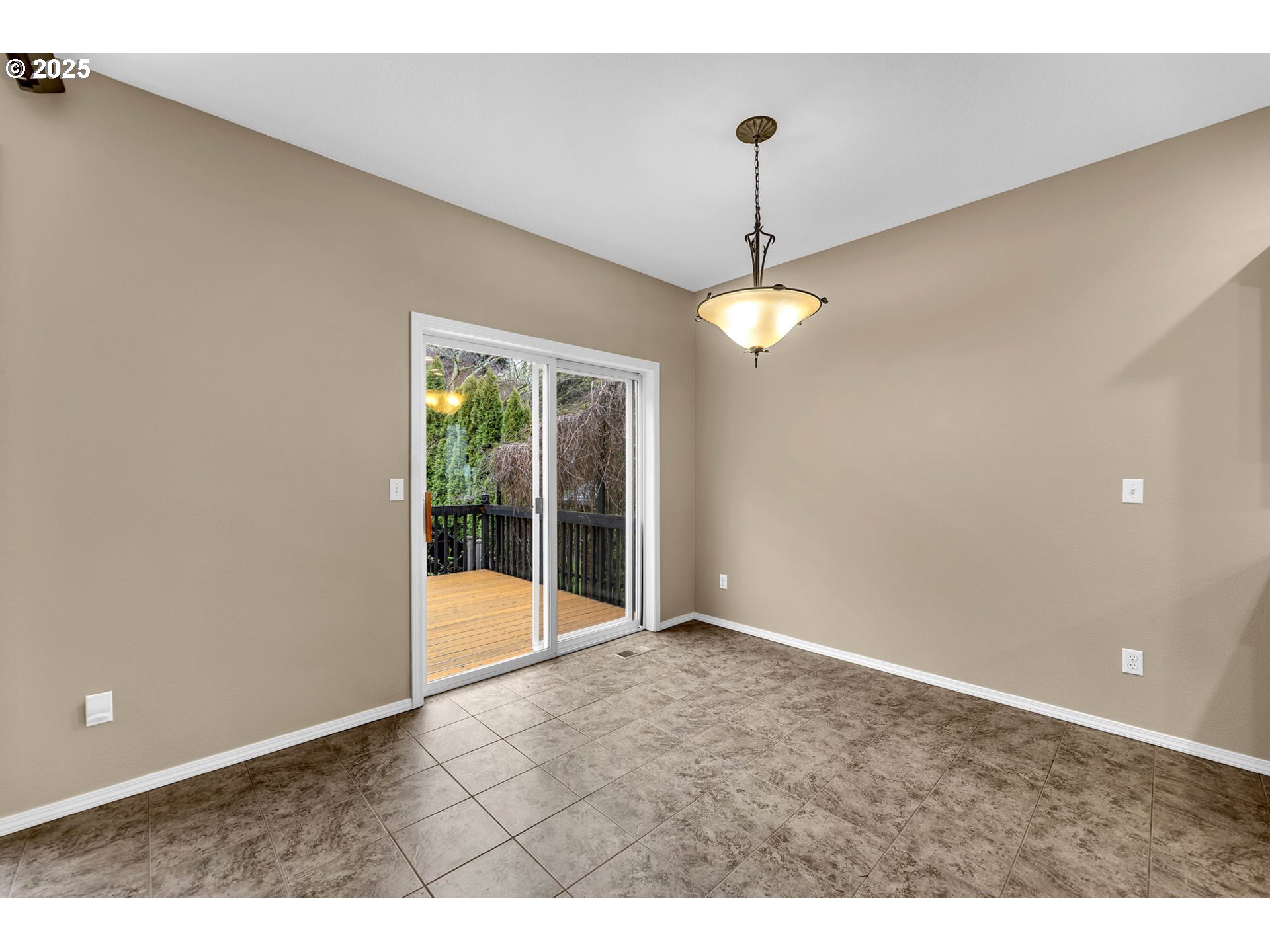 3544 Northwest Astor Street Camas, WA 98607 - Photo 26 of 48 Dining Room