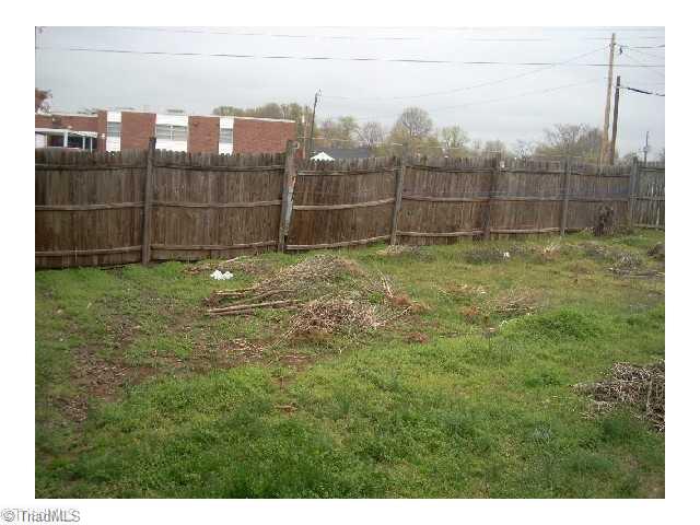 2313 Cole Road Winston-Salem, NC 27107 - Photo 9 of 9 Yard/Garden.