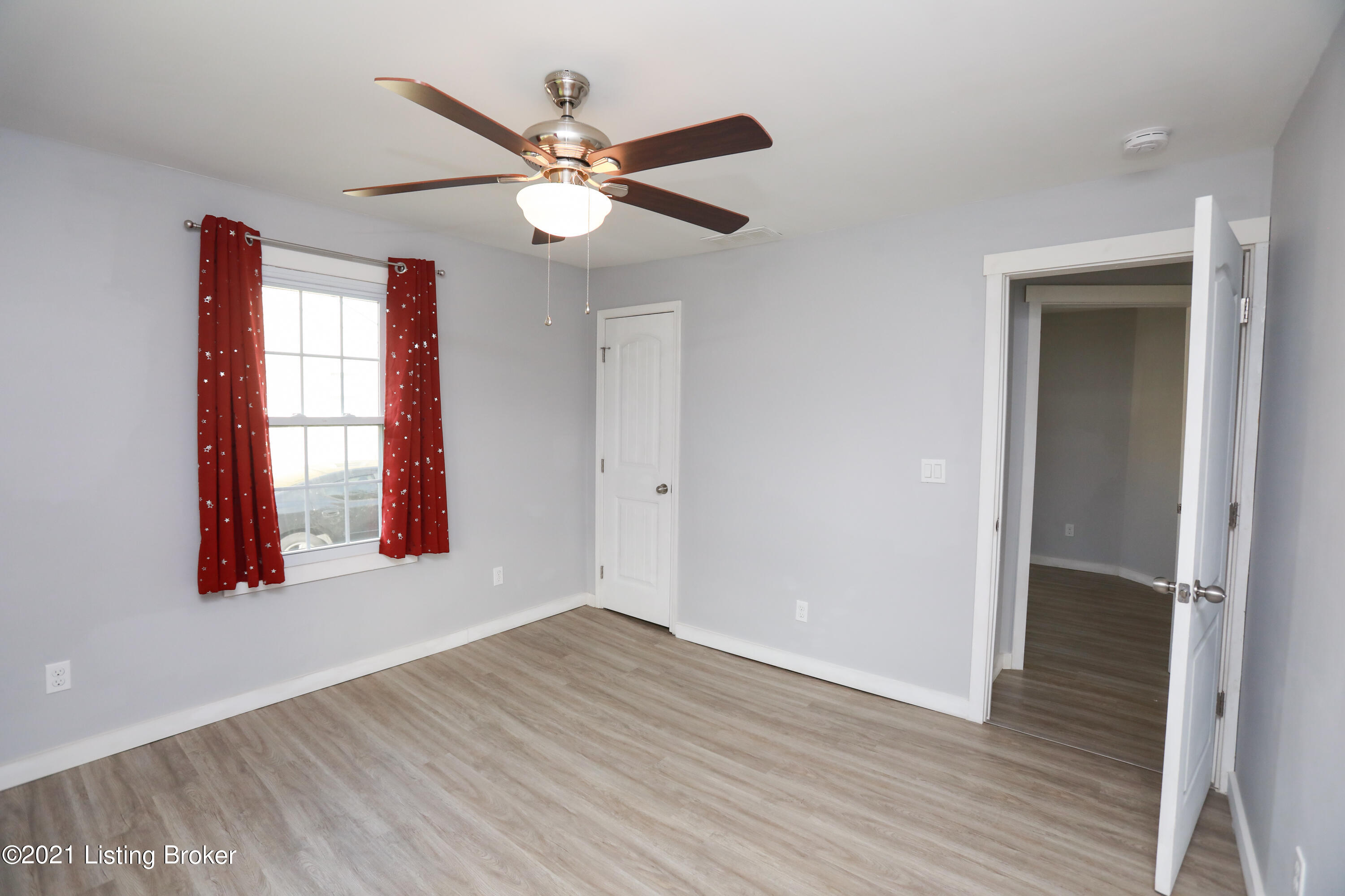 1023 Reeves Road Louisville, KY 40219 - Photo 15 of 21 Reeves-121
