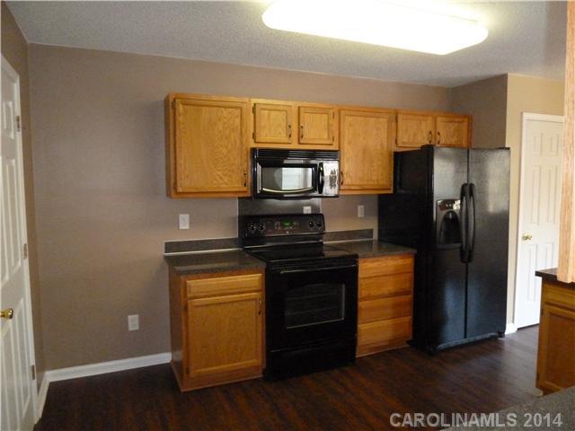 1375 Mistletoe Ridge Place Northwest, Unit 17 Concord, NC 28027 - Photo 4 of 15 Gallery Image 4