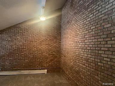 2230 West 14 Mile Road, Unit 32 Royal Oak, MI 48073 - Photo 3 of 8