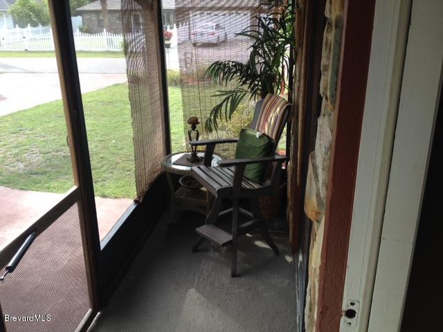 5553 Jamaica Road Cocoa, FL 32927 - Photo 29 of 33 Front porch