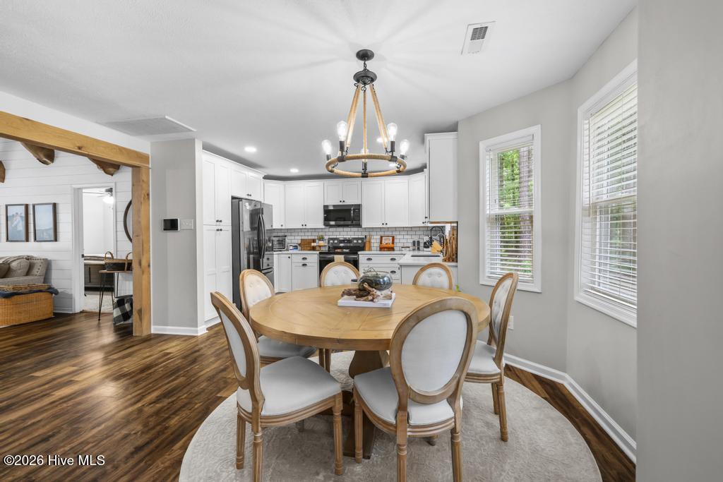 258 Guinea Mill Road Moyock, NC 27958 - Photo 8 of 54 Kitchen/Dinning