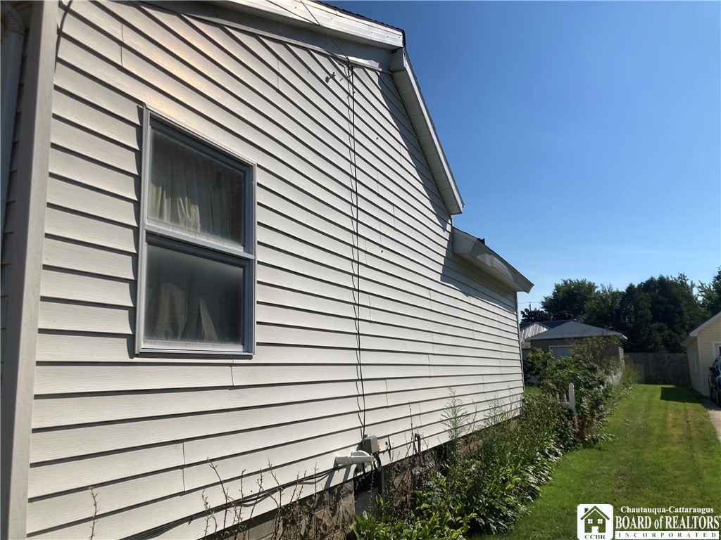 539 South Roberts Road Dunkirk, NY 14048 - Photo 4 of 10 Gallery Image 4