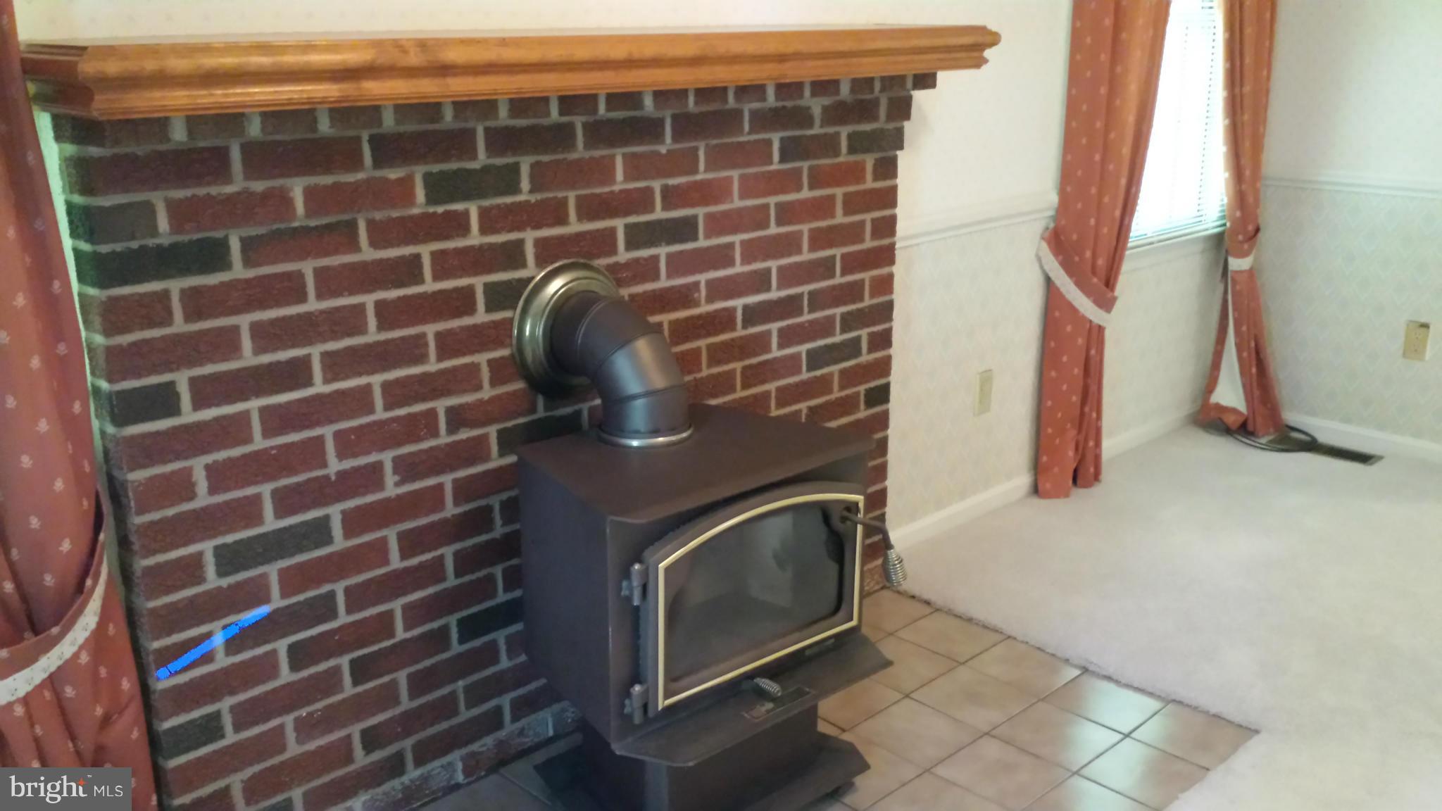 5510 Hoover Road Reva, VA 22735 - Photo 13 of 27 Family Room