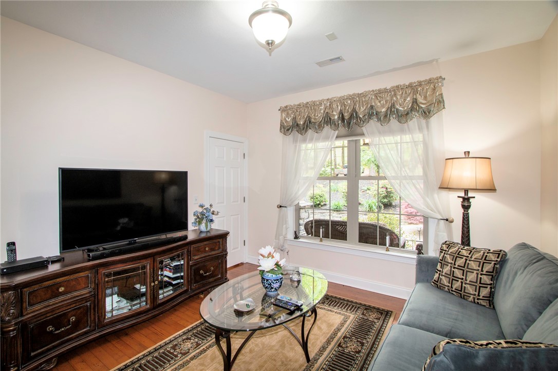 8 Port Tack Road Salem, SC 29676 - Photo 20 of 49 2nd Master or Guest Room