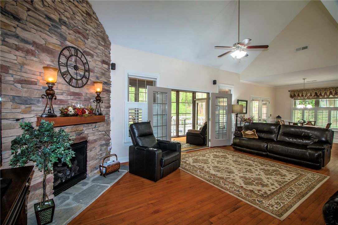 8 Port Tack Road Salem, SC 29676 - Photo 9 of 49 Great Room