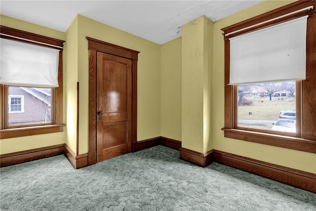 631 Riverview Road Freedom, PA 15042 - Photo 24 of 43 an empty room with windows