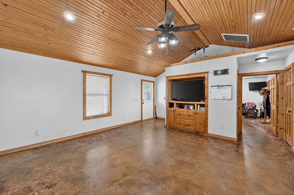 901 Marion Road Venus, TX 76084 - Photo 6 of 33