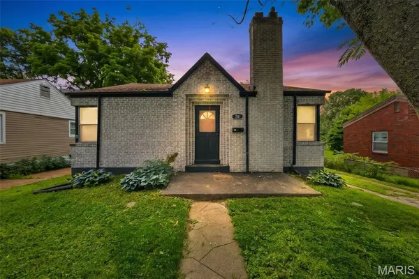 $129,900 | 316 Coppinger Drive, Ferguson, MO 63135