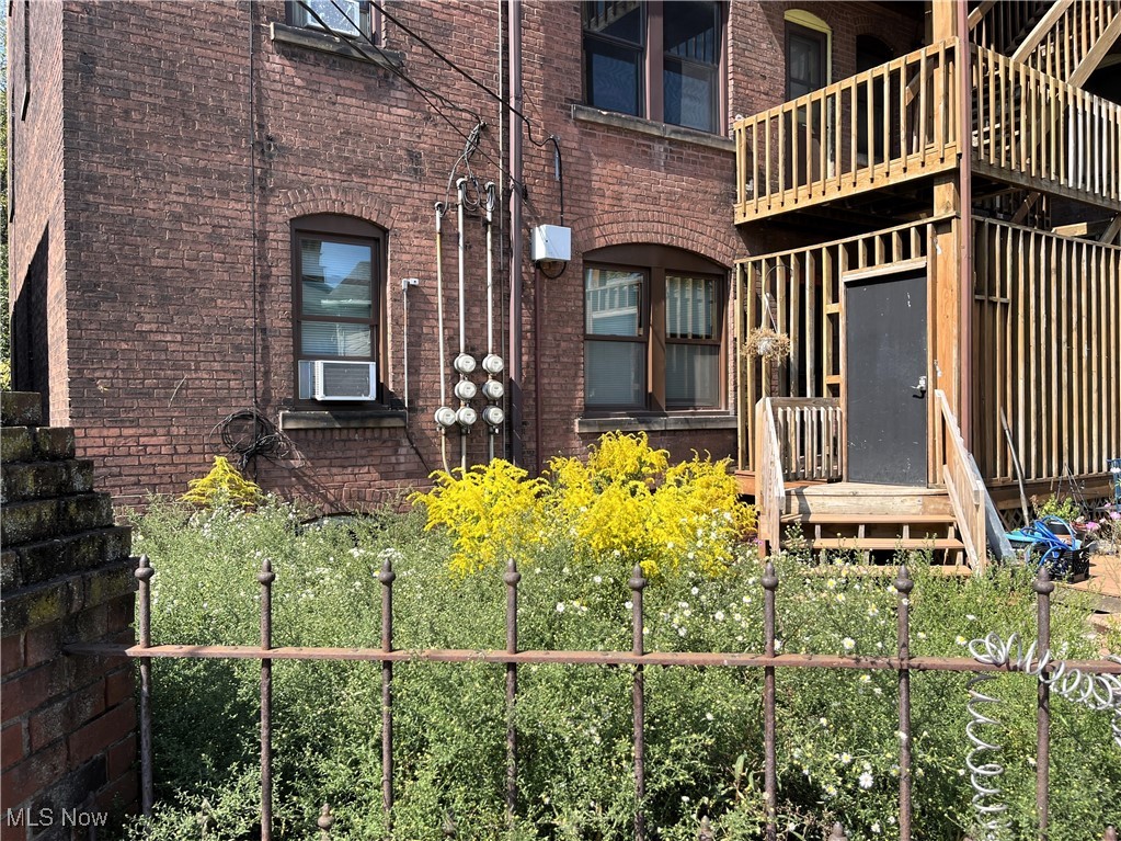 1905 Fulton Road, Unit 1B Cleveland, OH 44113 - Photo 15 of 22 View or rear courtyard area