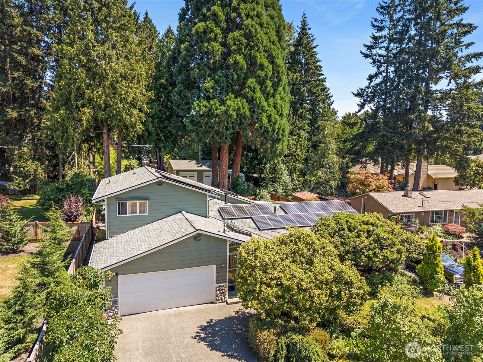 19810 98th Avenue Northeast Bothell, WA 98011 - Photo 3 of 40