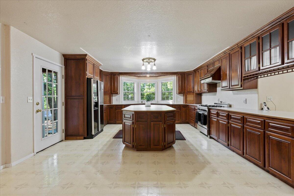 10632 Ridgetop Road Whitmore, CA 96096 - Photo 10 of 35 11-IL5A6705