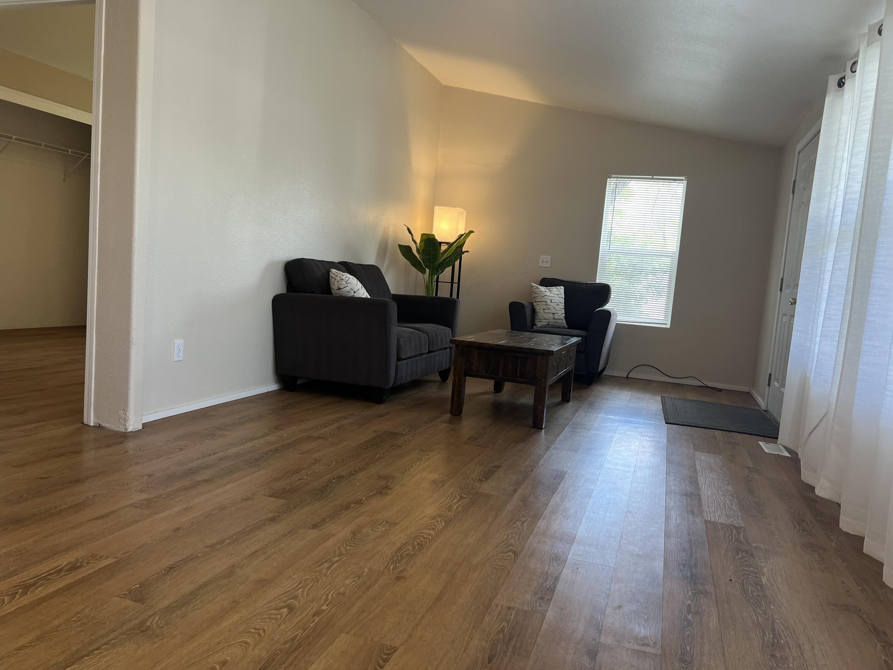 6850 Downing Road, Unit 25 Central Point, OR 97502 - Photo 3 of 27